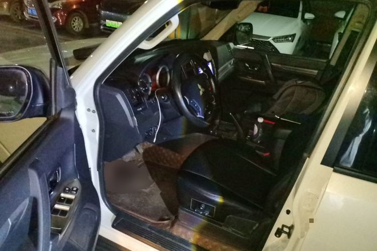 Used Mitsubishi Pajero 2020 3.0L Automatic Luxury Off-Road Version