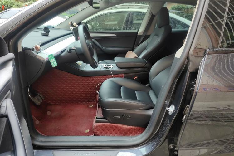 Used Tesla Model Y 2024 Rear-Wheel-Drive Version
