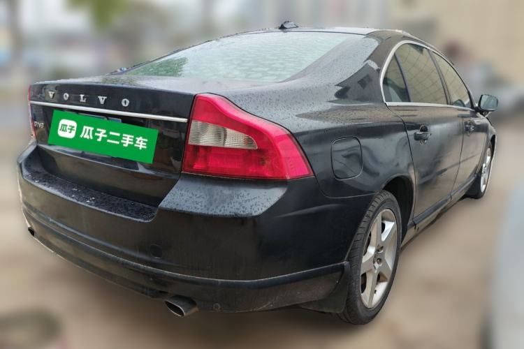 Used Volvo S80L 2011 2.0T ZhiZun Edition

