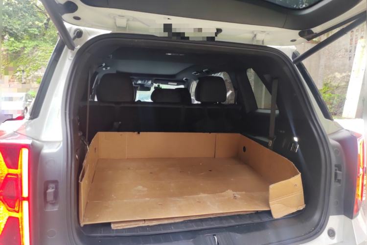 Used GAC Trumpchi GS8 2022 Dual-Engine Series 2.0TM Two-Wheel Drive Prestige Edition (7 Seats) Trunk