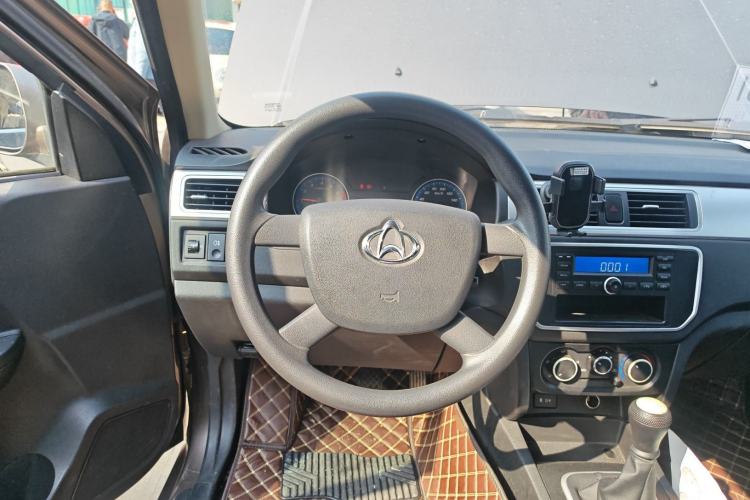 Used Chana Shenqi F30 2019 1.5L Comfort Edition China VI Dual-Cab Short-Wheelbase DAM15KL