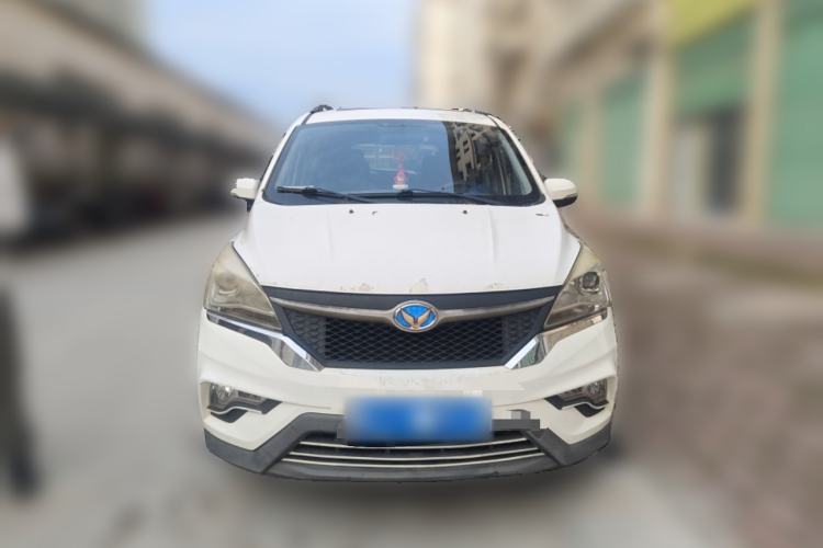 Used HYOSOW H3 2015 1.5L manual luxury version