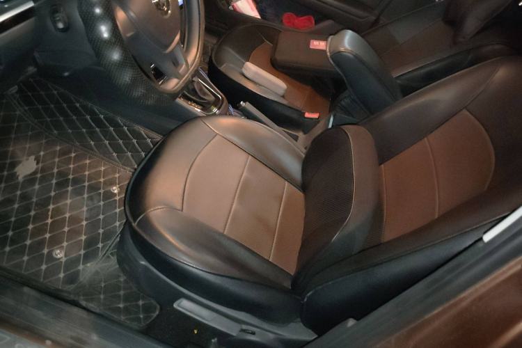 Used Volkswagen C-TREK 2017 1.6L Automatic Comfort Model
