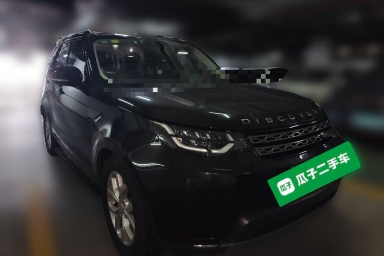 Used Land Rover Discovery 2017 3.0 SC V6 SE Front Right 45 Deg