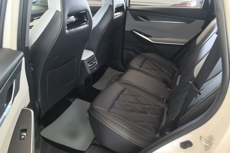 Used Changan CS75 PLUS 2023 3rd Generation 1.5T Automatic Prestige Model
