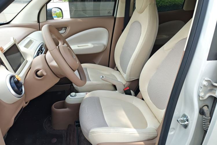 Used Wuling Hongguang MINIEV 2025 Four-Door Version Advanced Edition Left Front Seat