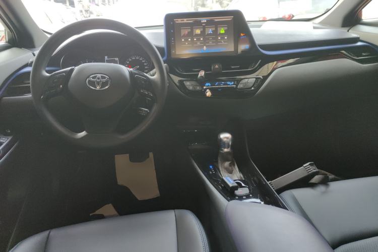 Used Toyota C-HR 2020 2.0L Leading Edition Center Console