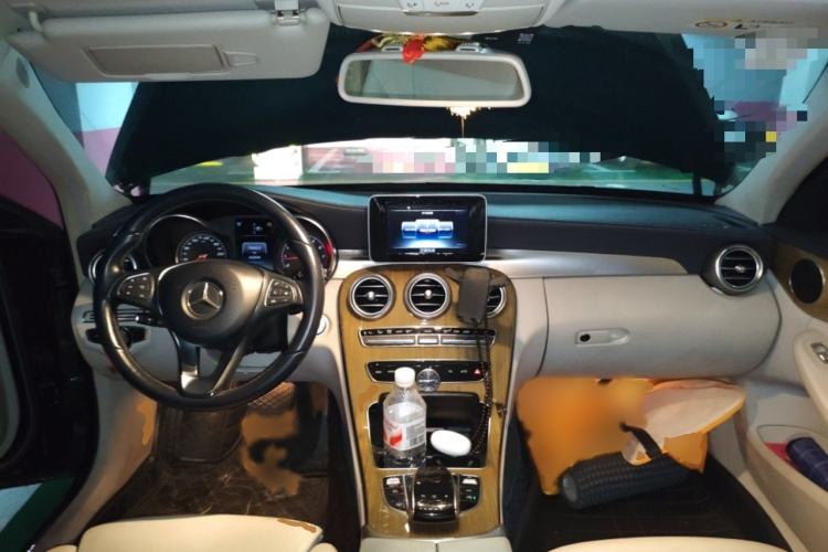 Used Mercedes-Benz C-Class 2015 C 200 L
