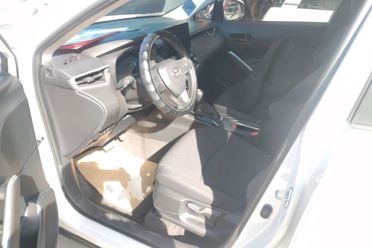 Used Toyota Corolla Cross 2023 2.0L Elite Edition Driver Seat