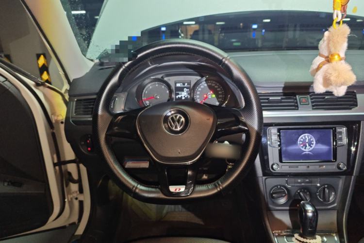 Used Volkswagen Bora 2018 1.5L Automatic Fashion Model