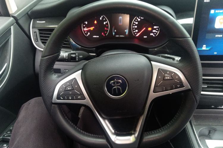 Used BYD Song MAX 2019 1.5T Automatic Smart Connect ZhiLian RuiDong Model 7 Seats China V Emission Standard Steering Wheel