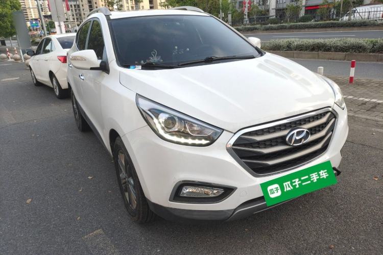 Used Hyundai ix35 2015 2.0L Automatic 2WD Smart Version China V Standard
