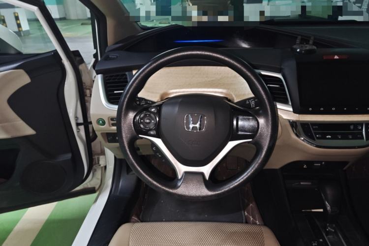 Used Honda Jade 2016 1.8L Automatic Comfort Version 5 Seats Steering Wheel