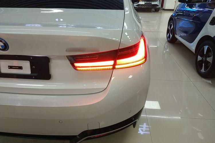 Used BMW i3 2022 eDrive 35 L
