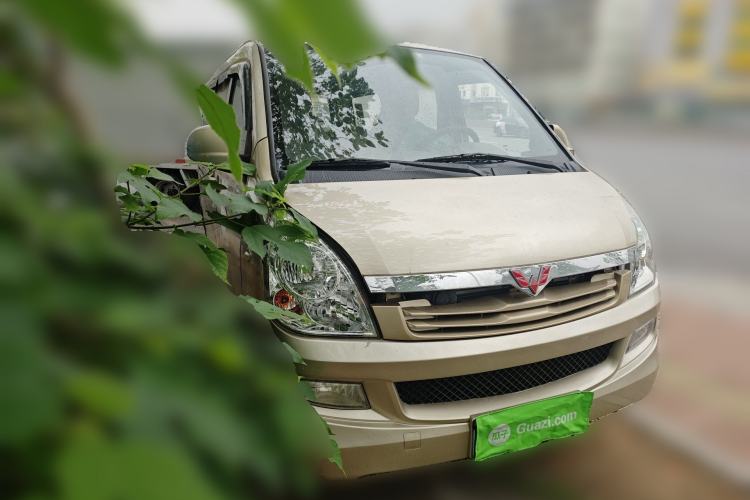 Used Wuling Rongguang 2014 1.5L S Standard Version Front Right 45 Deg