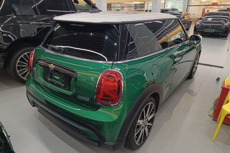 Used MINI MINI 2023 1.5T COOPER Artist