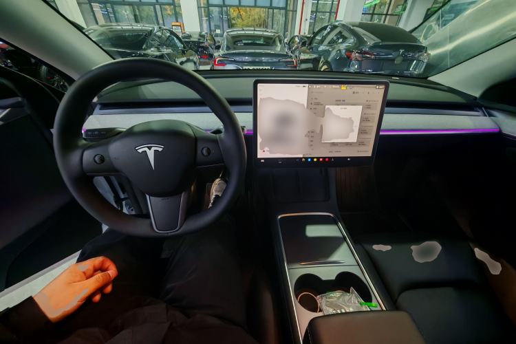 Used Tesla Model Y 2024 Rear-Wheel-Drive Version
