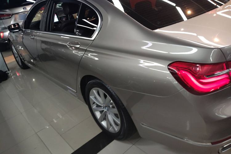 Used BMW 7 Series 2017 730Li Leading Model
