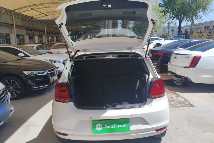 Used Volkswagen Polo 2016 1.6L Automatic Comfort Model