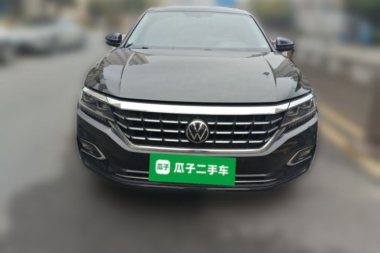 Used Volkswagen Passat 2020 Revised Version 330TSI Luxury Edition China VI Standard
