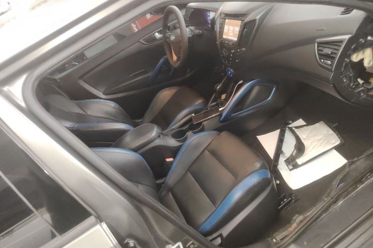 Used Hyundai Veloster 2015 1.6T Automatic Luxury Edition