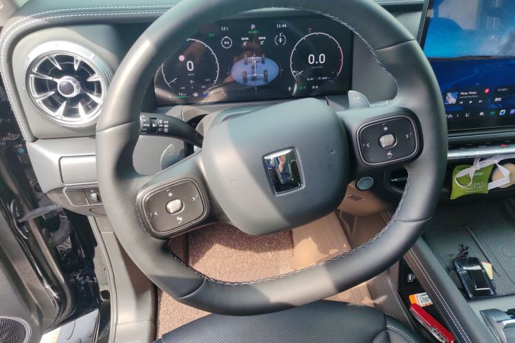 Used Tank 300 New Energy 2025 Hi4-T Steering Wheel