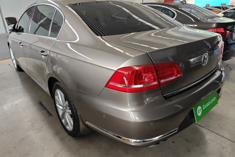 Used Volkswagen Magotan 2013 2.0 TSI Prestige Model Rear Left 45 Deg