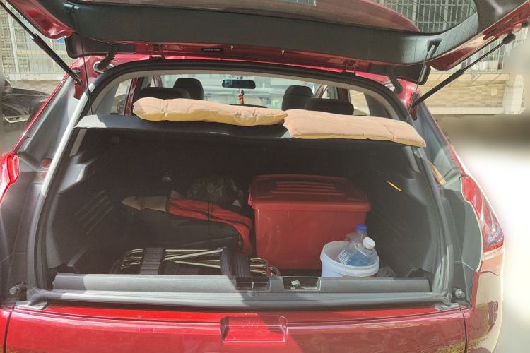 Used Peugeot 3008 2015 2.0L Automatic Trend Edition Trunk