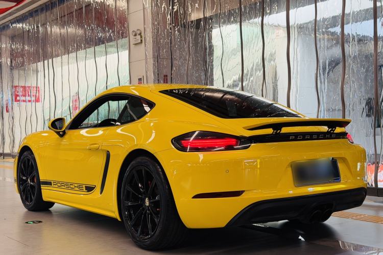 Used Porsche 718 2018 Cayman 2.0T