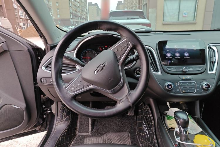 Used Chevrolet Malibu XL 2021 535T Automatic Sport Edition Steering Wheel