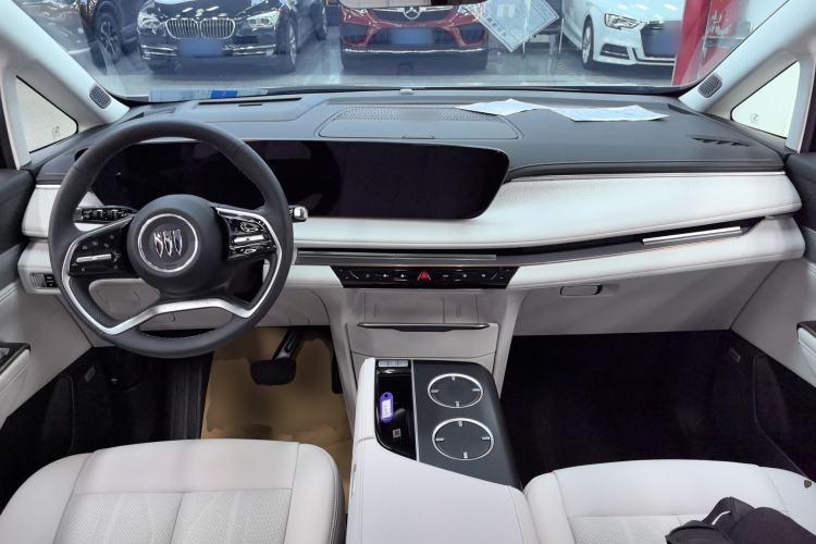 Used Buick GL8 New Energy 2024 Lu Zun Deluxe Edition 7-Seater Center Console