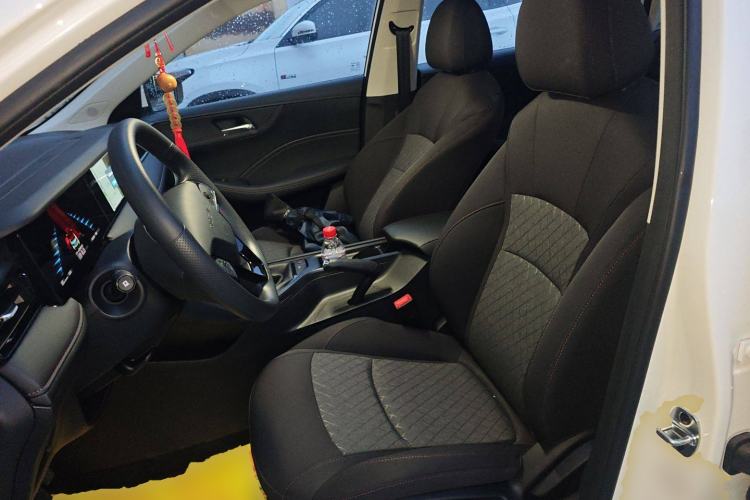 Used Roewe i5 2023 1.5L Manual Comfort Edition