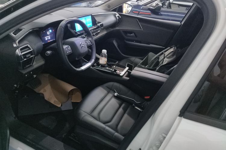 Used Citroen C5 X 2021 1.6T Enjoy the Extraordinary Left Front Seat