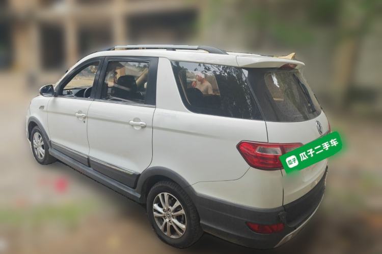 Used Dongfeng Fengon 370 2016 1.5L Manual Luxury 7-Seater Rear Left 45 Deg