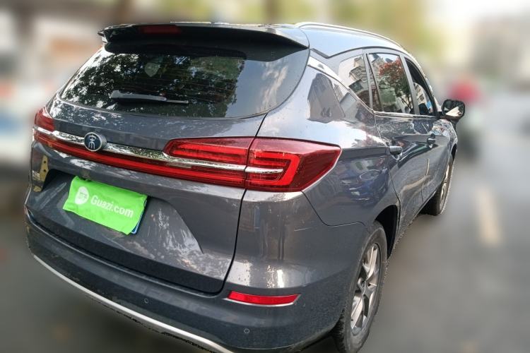 Used BYD Song 2021 Classic Edition 1.5T Automatic Elite Model
