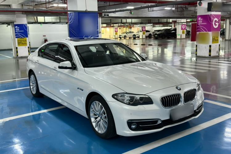 Used BMW 5 Series 2014 525Li Luxury Design Package

