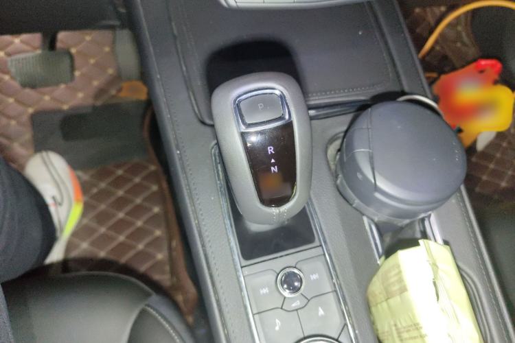 Used Cadillac XT4 2018 28T Two-Wheel Drive Leading Version
