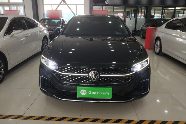 Used Volkswagen Passat 2023 Restyled 330TSI Starry Luxury Edition