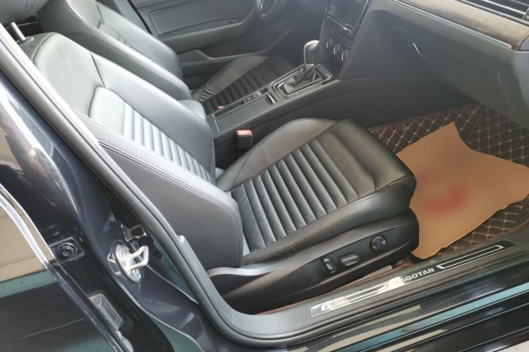 Used Volkswagen Magotan 2019 330TSI DSG Luxury Version China VI Standard
