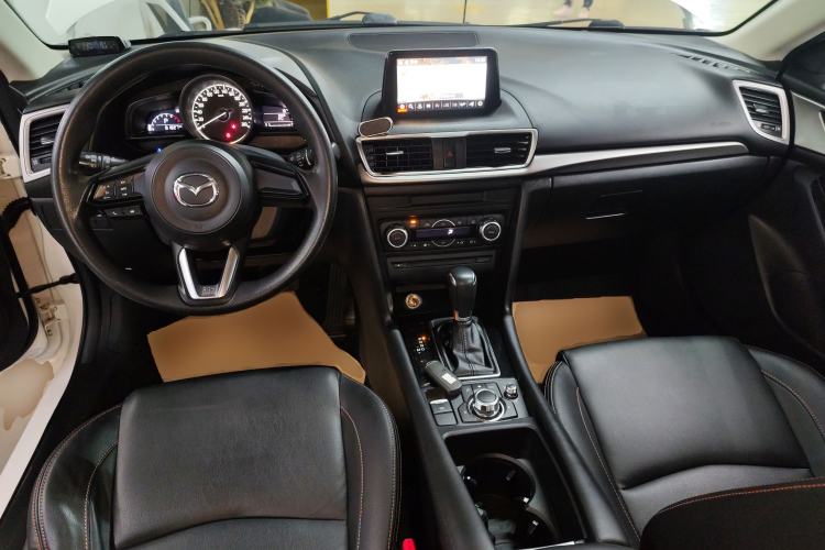 Used Mazda 3 Axela 2017 Sedan 1.5L Automatic Luxury Model Emission Standard China V