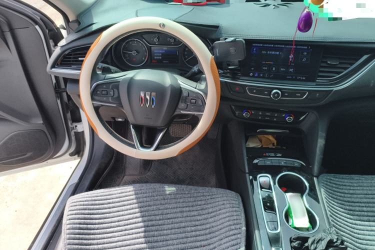 Used Buick Regal 2024 25T Deluxe Edition
