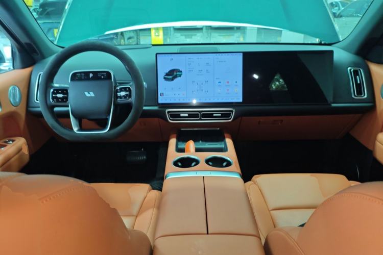 Used Li Auto L6 2024 Pro Model Center Console