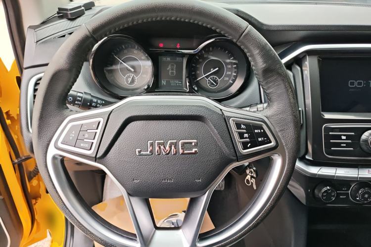 Used JMC Yuhu EV 2022 4x2 LX JX1032PSEF5BEV Steering Wheel