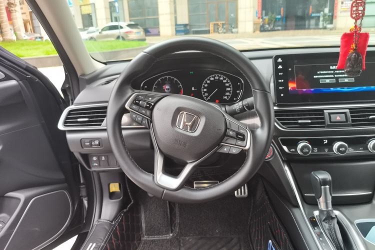 Used Honda Accord 2022 260TURBO Phantom Night · Prestige Edition Steering Wheel