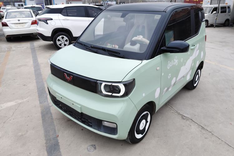 Used Wuling Hongguang MINIEV 2021 Macaron Sandwich Model 120 km Lithium Iron Phosphate