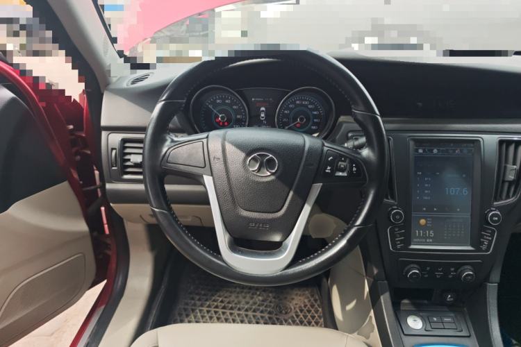 Used BAIC New Energy EU 2016 EU260 Enjoy Edition
