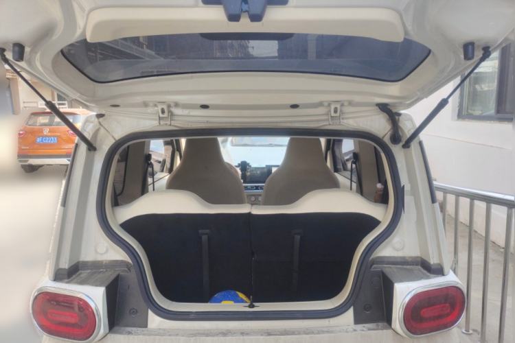 Used Wuling Hongguang MINIEV 2024 3rd Generation 215km Advanced Version
