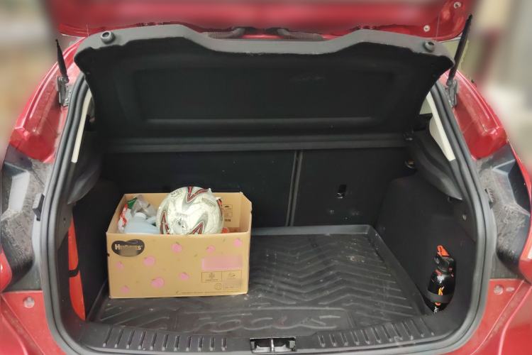 Used Ford Focus 2012 Hatchback 1.6L Automatic Fashion Edition