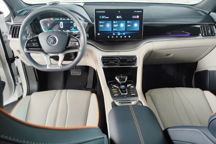 Used BYD Song PLUS New Energy 2021 DM-i 110KM Flagship PLUS Center Console