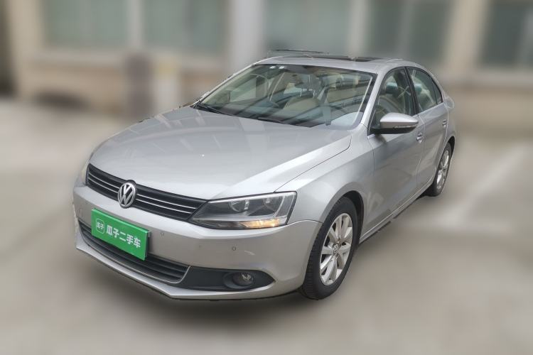 Used Volkswagen Sagitar 2012 1.4TSI Automatic Luxury Edition